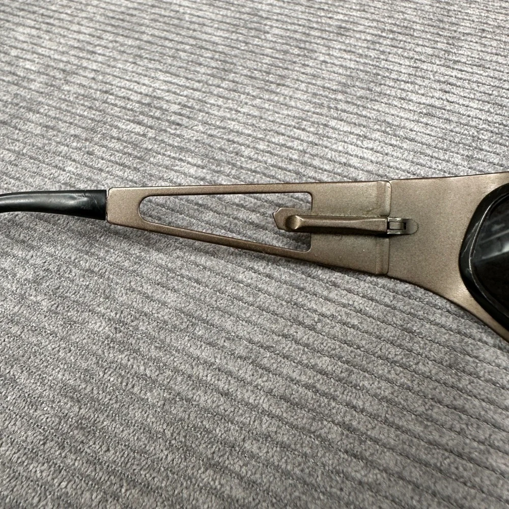 Arnette Vintage Y2K Sunglasses Gunmetal Metal Wrap Frame Made in Italy with Case
